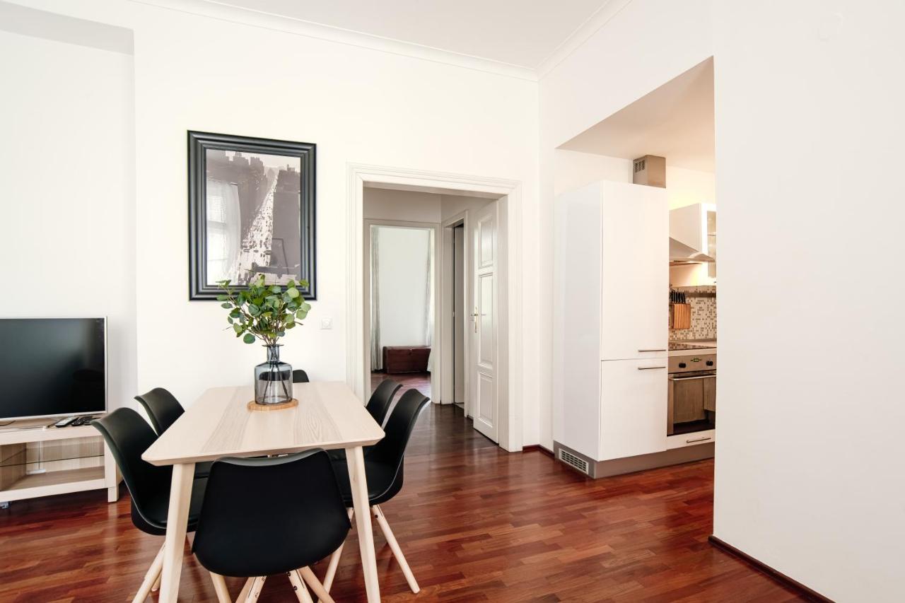 פראג Apartment Gesse Kollarova מראה חיצוני תמונה