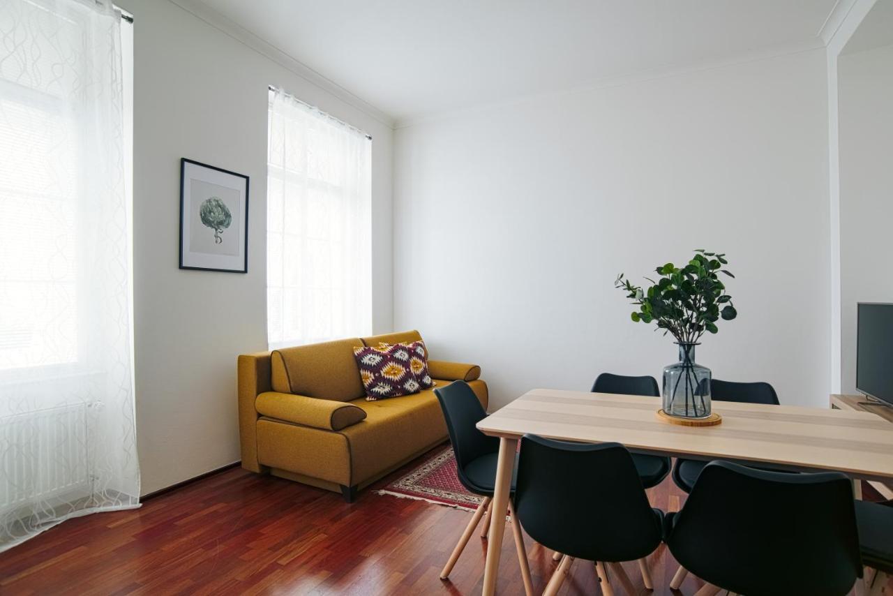 פראג Apartment Gesse Kollarova מראה חיצוני תמונה